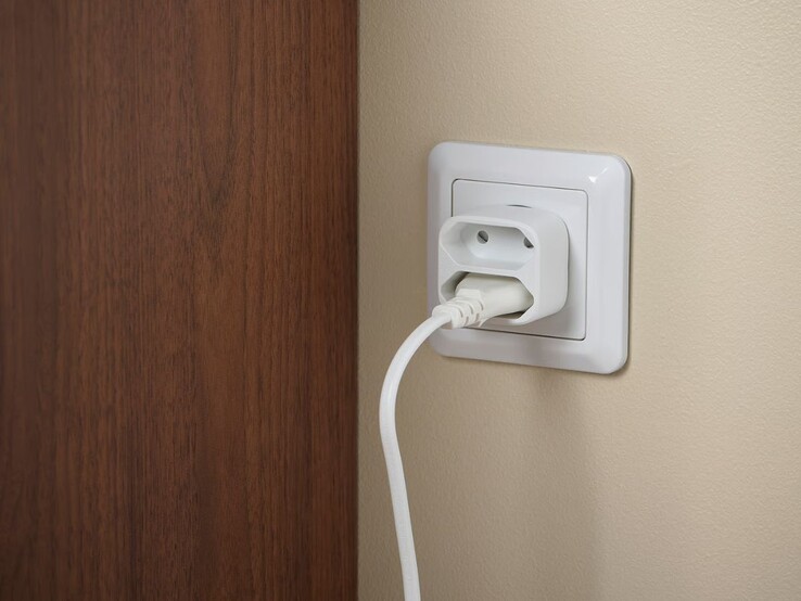 Der Ikea Koppla 2-fach-Steckdosenadapter ohne Erdung in Weiß