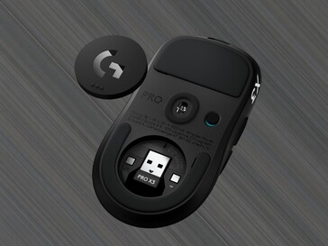Unterseite der Logitech G Pro X3 Superstrike Gaming-Maus