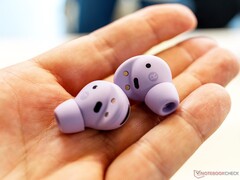 Die Samsung Galaxy Buds2 Pro setzen auf einen neuen Bluetooth-Codec, der nur mit Samsung-Geräten kompatibel ist. (Bild: Notebookcheck)