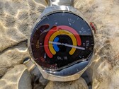 Die Huawei Watch 4 Pro bekommt ein umfangreiches Update (Bildquelle: Benedikt Winkel, Notebookcheck)
