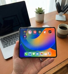 Renderbild des faltbaren iPhone auf Basis der bisherigen Leaks