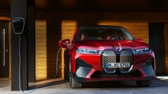 BMW: Software-Updates für Digital Key, Ladevorgang und Remote Control Parking.