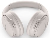 Amazon Spanien bietet die weißen Bose QuietComfort 45 derzeit mit einem ordentlichen Preisnachlass an (Bild: Bose)