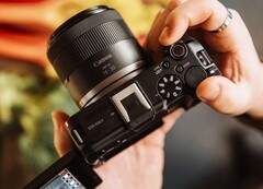 Die Canon EOS R6 V soll der abgebildeten EOS R50 V ähnlich sehen.