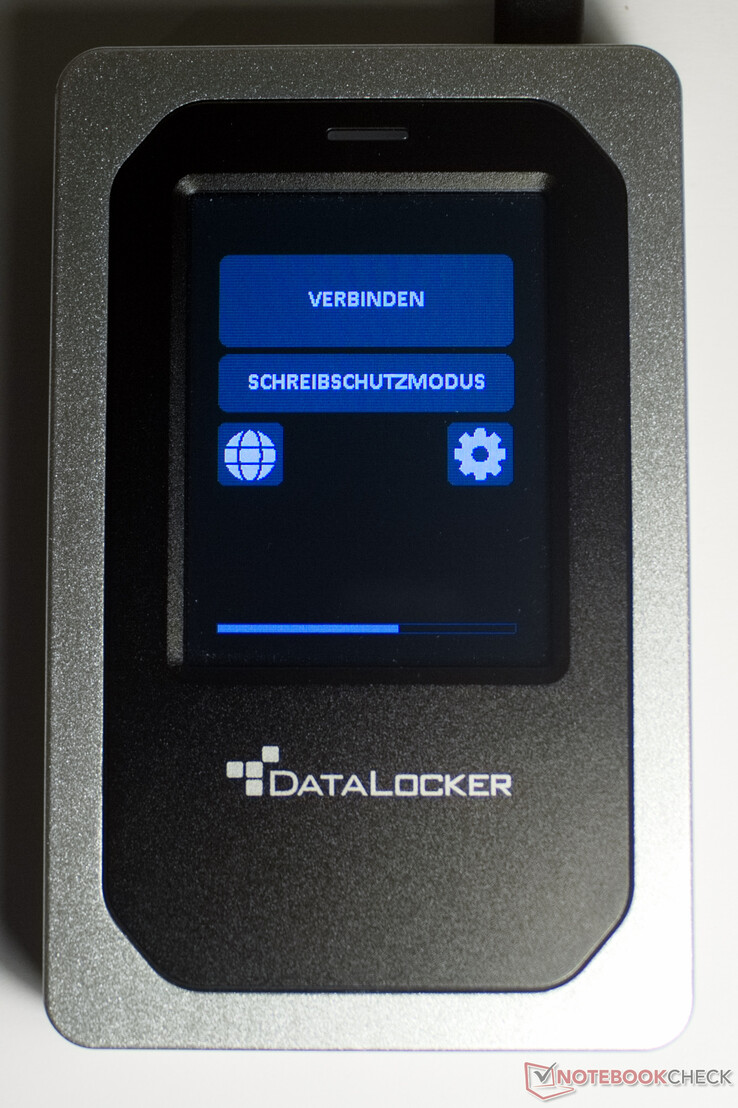 Nach der Passworteingabe, kann ausgewählt werden, ob sich das Laufwerk normal oder schreibgeschützt verbinden soll, oder ob man Einstellungen vornehmen möchte.