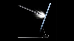 Sieht aus wie ein Apple iPad Pro in der magnetisch schwebenden Magic Keyboard-Halterung, ist aber ein Honor V7 Pro Tablet.