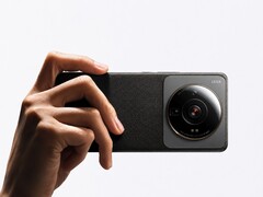 Für das Xiaomi 12S Ultra werden keine Software-Updates und Sicherheitspatches mehr bereitgestellt.