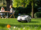 Kostet nur 499 Euro: Der Raccoon 2 SE ist ein besonders benutzerfreundlicher Mähroboter.