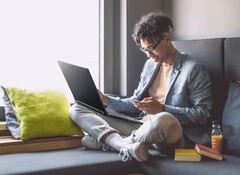 Das Acer ConceptD 5 soll Käufer nicht zuletzt durch ein helles 4K-OLED-Display von sich überzeugen. (Bild: Acer)