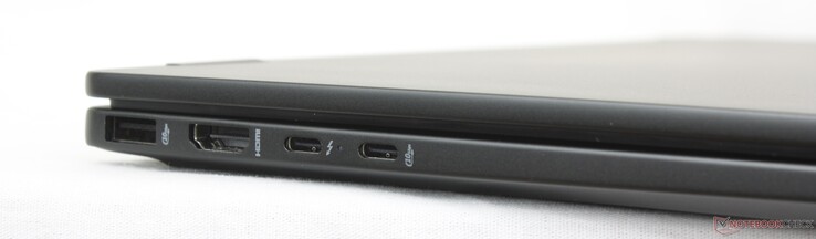 Links: USB-A (10 Gbit/s), HDMI 2.1, USB-C Thunderbolt 4 w/ DisplayPort + Power Delivery, USB-C (10 Gbit/s) w/ DisplayPort + Power Delivery