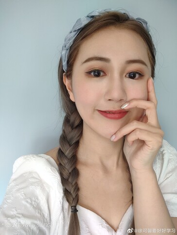 Dieses Selfie wurde mit dem ZTE Axon 30 5G aufgenommen. (Bild: ZTE)