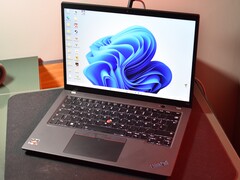 Lenovo ThinkPad T14 G4 (AMD) mit mattem Touchscreen. (Bild: Benjamin Herzig)