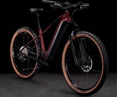 Das Reaction Hybrid SLX 750 ist ein relativ erschwingliches Marken-E-Bike (Bildquelle: Cube)