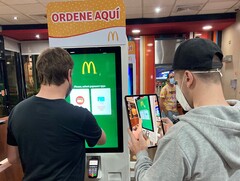 Auch bei McDonalds kann man in El Salvador mit Bitcoin bezahlen, dort ist die Krypto-Währung ein offizielles Zahlungsmittel.