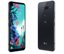 Das LG Q70 von vorne und von hinten (Bild: LG)