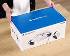 PlayStation VR 2 wird mit zwei Controllern und passenden Ohrhörern ausgeliefert, eine Kamera ist zur Nutzung nicht erforderlich. (Bild: Sony)