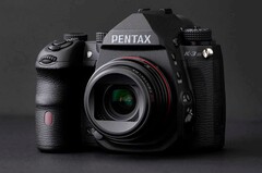 Die Pentax K-3 III Monochrome ist eine der günstigsten Schwarzweiß-Kameras am Markt. (Bild: Ricoh)