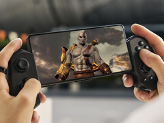 Das Android-Flaggschiff der letzten Generation konnte die getesteten Spiele besser emulieren. Abbildung: „God of War 3“ wird auf einem Smartphone emuliert (bearbeitet).