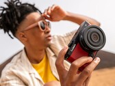 Die Lumix S9 ist eine der kompaktesten Vollformat-Kameras am Markt. (Bild: Panasonic)