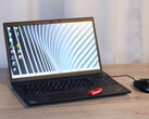 Das aktuelle Lenovo ThinkPad L15 AMD hat einen neuen Tiefpreis von 729 Euro erreicht (Bild: Sascha Mölck)