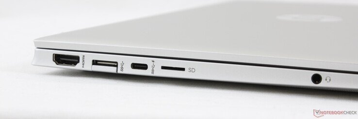 Links: HDMI 2.0, USB-A 5 GBit/s, USB-C 10 GBit/s mit PD und DisplayPort 1.4, MicroSD-Leser, kombinierter 3,5-mm-Audioanschluss