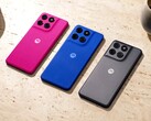 Das Moto G77 Power setzt auf eine Rückseite in Pink, Blau oder Grau.