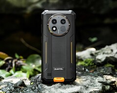 Das Oukitel WP28 verspricht ein robustes Gehäuse und einen großen Akku zum günstigen Preis. (Bild: Oukitel)