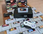 Die Polymega-Konsole kann originale PS1, NES, Super Nintendo und sogar Sega Saturn Spiele abspielen (Bild: Polygon)