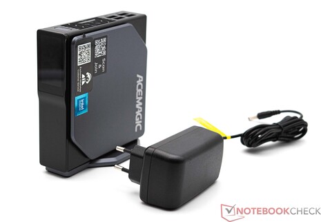 Acemagic S1 mit dem 48-Watt-Netzteil (12 V; 4,0 A)