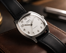 Die Timex Marlin Tonneau TW2Y84300IK hat ein weißes Zifferblatt