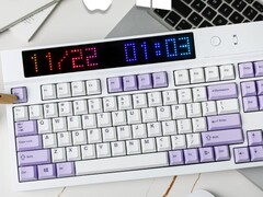 DynaTab 75X: Tastatur mit RGB-Beleuchtung und Display