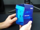 Der Intel Core i9-11900K wird in einer besonders auffälligen Verpackung ausgeliefert. (Bild: Vassi Tech, YouTube)