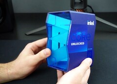 Der Intel Core i9-11900K wird in einer besonders auffälligen Verpackung ausgeliefert. (Bild: Vassi Tech, YouTube)