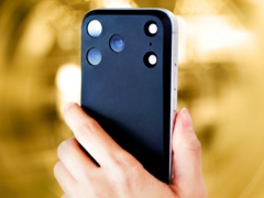 Das Mynus-Cover macht die Rückseite des iPhone 17 Pro komplett flach