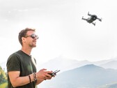 Erste DJI Mini 3 Bilder bestätigen: Ein günstiger Non-Pro-Nachfolger der DJI Mini 2 ist definitiv in der Mache. (Bild: Lukasbieri, Pixabay)