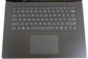 Barebone-Tastatur-Layout mit kleinen Pfeiltasten, fehlendem Ziffernblock und ohne Sondertasten