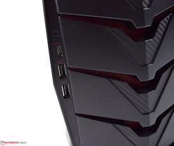 Anschlüsse an der Vorderseite (links)