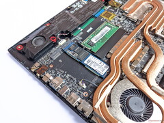 MSI Alpha 17 - Massen- und Arbeitsspeicher