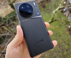 Vivo X90 Pro mit Zeiss-Kameras und 1-Zoll-Sensor schon vor EU-Verkaufsstart zum Deal-Preis (Bild: Notebookcheck)