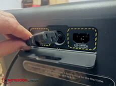 Toller AC-Port mit integriertem Netzteil, 1.000 W