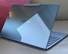 Lenovo Yoga Slim 9 14 Gen 10 im Test: erstes Notebook mit unsichtbarer 32-MP-Under-Display-Camera