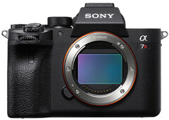 Sony Alpha 7R IV: Vollformat-Hammer mit 61 MP für 4.000 Euro.