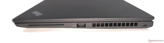 Die Anschlussmöglichkeiten des Lenovo ThinkPad X13 Gen 2 AMD (Bilder: Benjamin Herzig)
