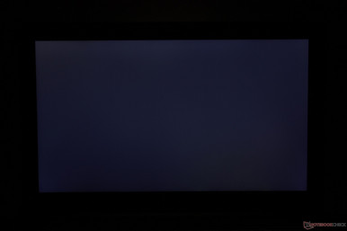 minimales Backlight Bleeding in den oberen Ecken