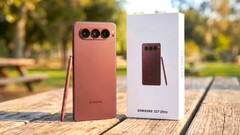 Das in letzter Zeit populäre, horizontale Kamera-Balken-Design für das Samsung Galaxy S27 Ultra ist wohl nicht korrekt.