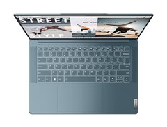 Das Lenovo Yoga Slim 7 soll Kunden vor allem durch ein erstklassiges OLED-Display überzeugen. (Bild: Lenovo)