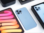 Gleich fünf unterschiedliche iPhone-Modelle belegen die Spitzenplätze am Smartphone-Markt. (Bild: Phúc Khang Mobile)