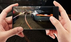 Das Maze Alpha kommt im fast randlosen Design mit 83 Prozent Screen-to-Body-Ratio.