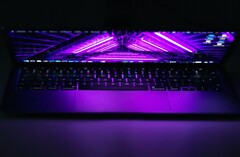 Apple könnte im nächsten Jahr gleich mehrere MacBook-Modelle mit fortschrittlichen Mini-LED-Displays ausstatten. (Bild: Walling, Unsplash)