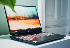 Das Acer Nitro 16 mit der RTX 4070 kostet effektiv nur 1.106 Euro (Bildquelle: Alex Wätzel)